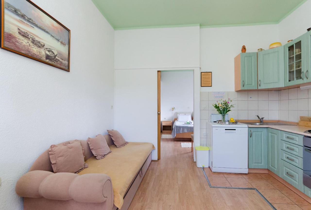 Apartments Mijatovic 洛帕 外观 照片